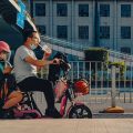 Couple vélo électrique