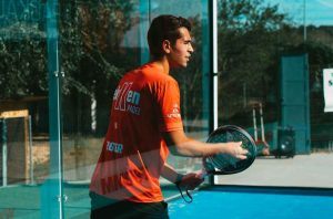 Le padel, le sport de raquette le plus convivial